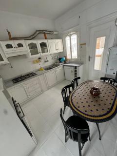 The Penthouse Hostel - Tanger - 5