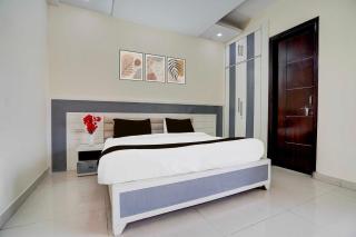 Hotel O Sector 70 Noida - Noida - 1