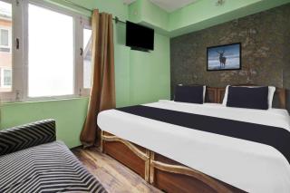 Hotel O Rajbagh - Srinagar - 9