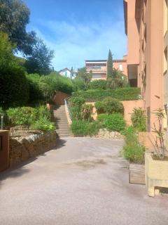 Logement atypique centre ville - Sainte-Maxime - 2