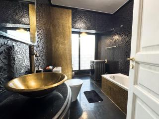 Breathtaking Maadi 3BR Apartment with Nile Views - 6