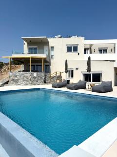 PETRA Luxury Villas - Agio Apóstoloi - 2