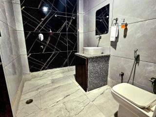 Hotel MoonLit - Noida - 4