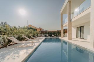 NEW 2025 Villa Nikante with heated pool - 9