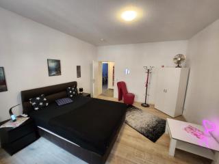 MD- City, EG, Top in Preis- Leistung, Lage, Deluxe App mit 2 Schlafzimmer, Merkmale Qeensize Bett, Romantk DZ - Magdeburgo - 9