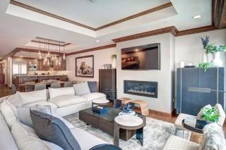 Platinum Vail Ritz-Carlton 4 Bedroom Mountain Residence Just One Block From The Eagle Bahn Gondola - Vail - 2