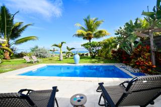 Chalet Kestrel with pool on the beach - 7