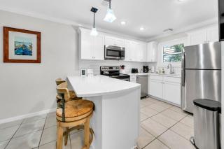 Beachside Villas 412 - 3