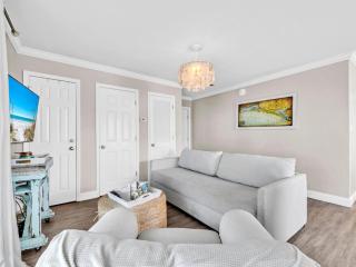 Beachside Villas 214 - 5