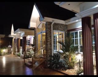 Lizab Lodge - - 7