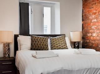 CASTLE STREET - City Centre 2 bedroomed Apt sleeps 8 - Liverpool - 1