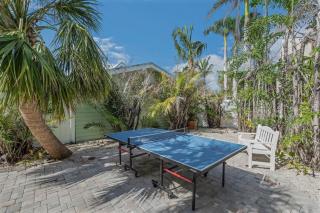 The Pool House - Siesta Key - 3