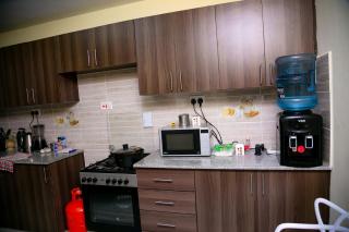 Stylish, spacious & beautiful apartment comfort close to town - Kisumu - 2
