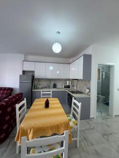 Le-Ar Apartment - Vlora - 0