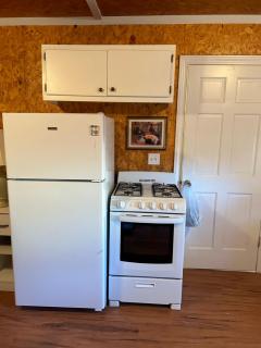 Cozy Country Cottage - Greenville - 5