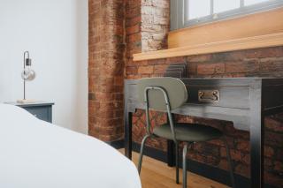 Liverpool Warehouse Flat - Sleeps 5, WiFi, Free On-Site Parking - Liverpool - 2