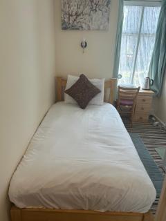 Four Seasons Guest House - Canterbury - 8