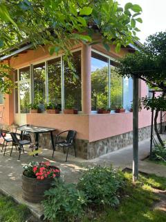 Nadya Holiday Home - Krapets - 9