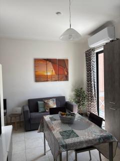 Sunny & Cosy 2 Bedroom Penthouse with Terraces - St Paul's Bay - 6