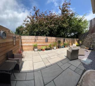 Private, Modern and Detached Garden Apartment - Llanddulas - 9