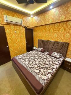 SUKOON GHAR - near AGHA KHAN - Karatschi - 5