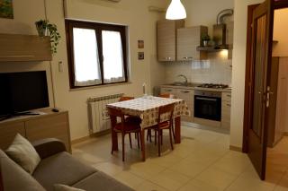 Two-room apartment & parking - Brecciarola - 0