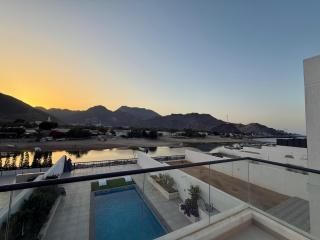 3BR Amazing Seaview Private Villa with Pool - Fujairah - 9