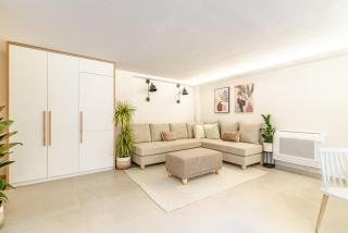 The Jacuzzi Loft - Héraklion - 8
