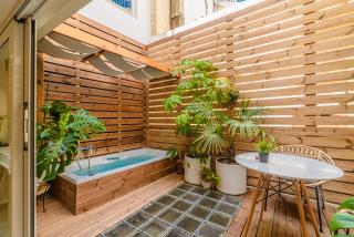 The Jacuzzi Loft - Héraklion - 2