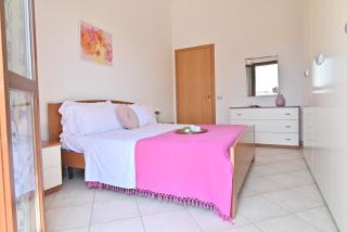 IzzHome Hibiscus - Pula - 1