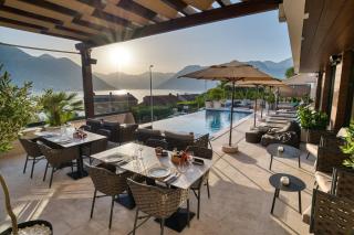 Boutique Hotel R Palazzo - Kotor - 2