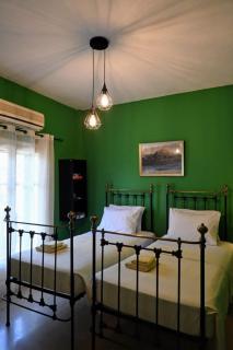 Danae's Flat - Anemómylos - 0