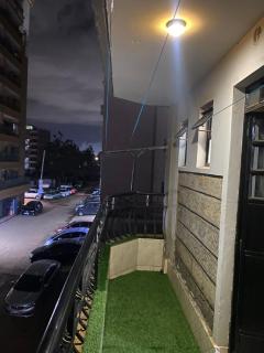 Cozy and Modern 2 Bedroom MIREMA - Nairobi - 9