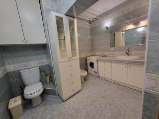 Large room with wardrobe space - Warsaw - 1