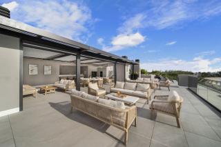 Allure 402 home - Bridgetown - 1