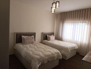 Modern Luxe Getaway - Amman - 5