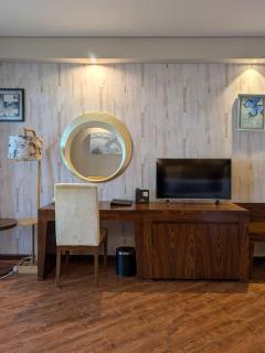 Dreamland Oasis Sea View Studio with Garden - 4