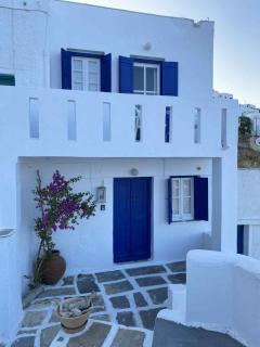 Chora's Cycladic Aura - Serifos Chora - 1