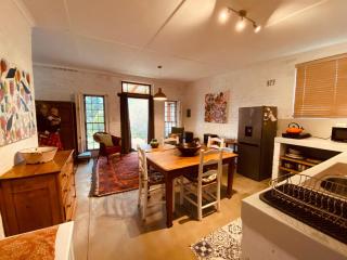 Mez Karoo Cottage - 8