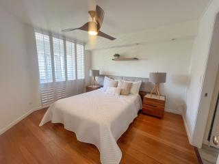 Sleek Oceanside Oasis 1-Bedroom CS condo - Honolulu - 6