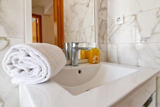 Central and cozy apartment - Lisbona - 6