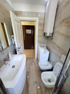 NEWBORN Apartments Lungomare Vlore - Valona - 1