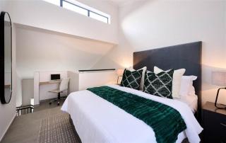 The Knights Luxury Apartment - Midrand - 3