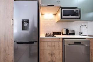 The Knights Luxury Apartment - 2