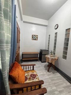 Comfy Unit 1 BR Unit With Living Room at Sonia's Island Stay - Virac - 6