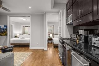 Sleek Lower East Side Retreat - New York - 5
