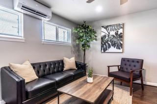 Cozy 1BR Near Downtown wWi-Fi & Free Parking - Houston - 9