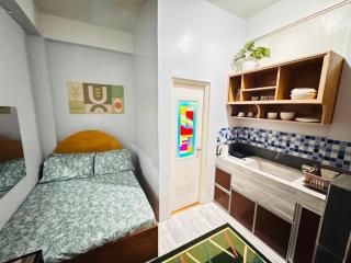 Comfy Unit 1 BR Unit With Living Room at Sonia's Island Stay - Virac - 8