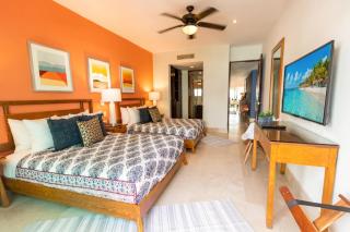 Modern 2 BR Condo Colorful and Creative - At Via 38 Condos A13 - 4