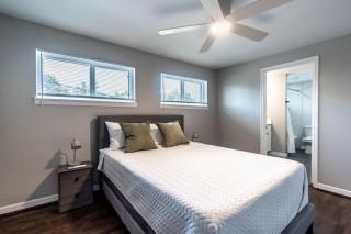 Cozy 1BR Near Downtown wWi-Fi & Free Parking - Houston - 8